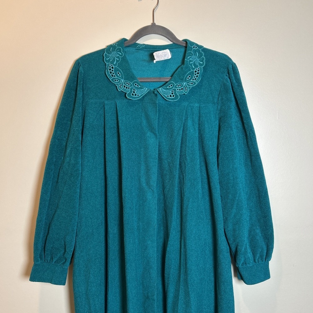 Vintage Vanity Fair Medium Green Lounger House Coat Robe Velour Collar 3/4 Snap - Picture 2 of 11